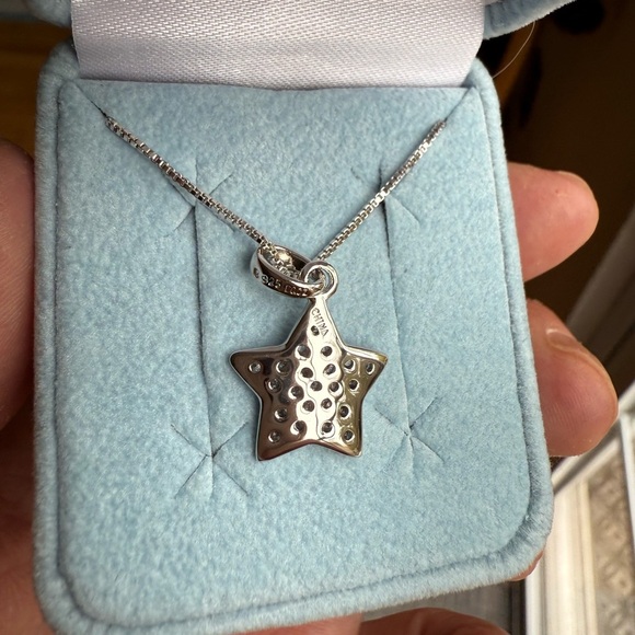 Diamonique Vintage 925 Sterling Silver and CZ Star Necklace - Picture 3 of 5